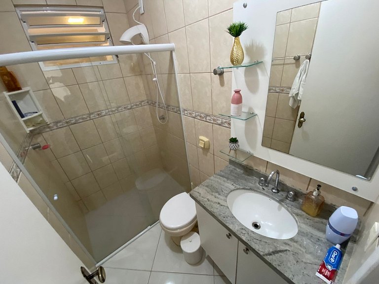 Cód 129 - Casa c/ sinuca a 300m da praia