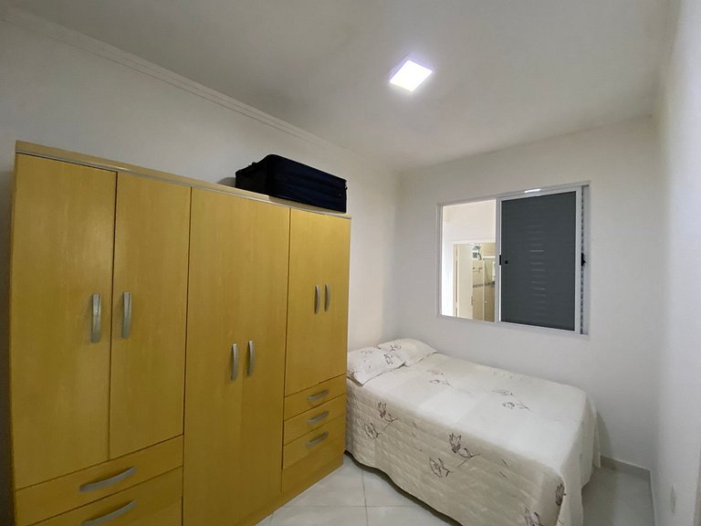 Cód 129 - Casa c/ sinuca a 300m da praia