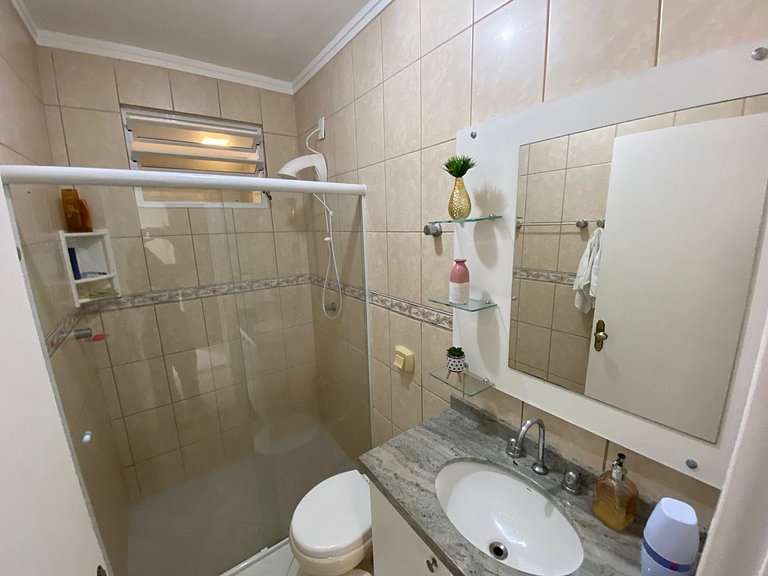 Cód 129 - Casa c/ sinuca a 300m da praia