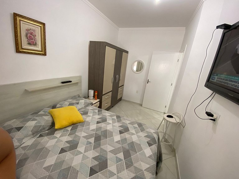 Cód 129 - Casa c/ sinuca a 300m da praia