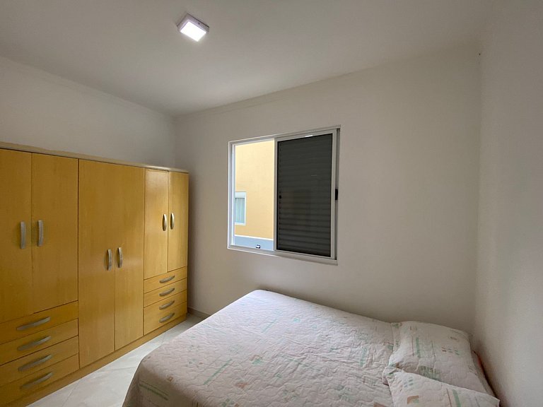 Cód 129 - Casa c/ sinuca a 300m da praia