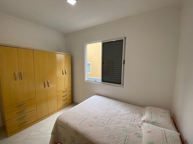 Cód 129 - Casa c/ sinuca a 300m da praia