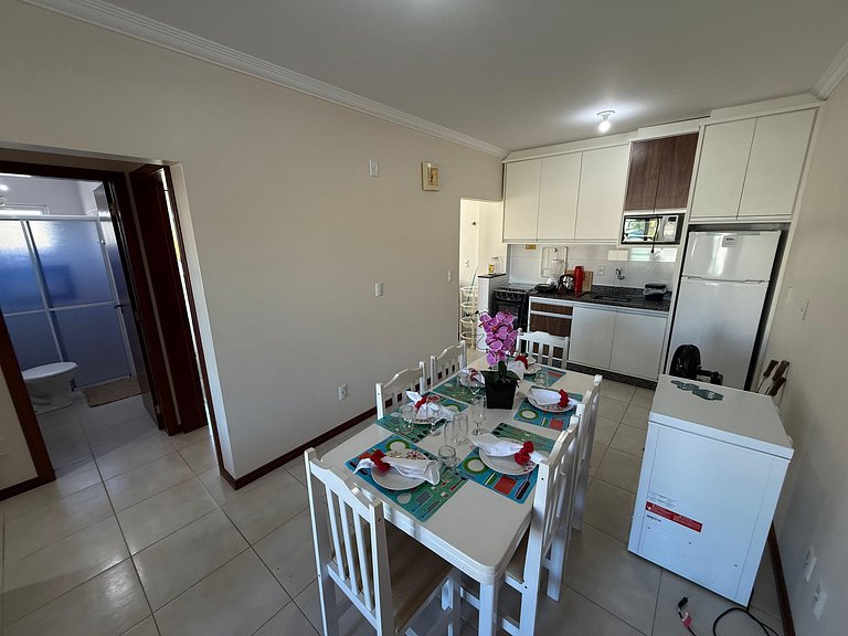 Cód 180- Apartamento aconchegante á 70m do mar