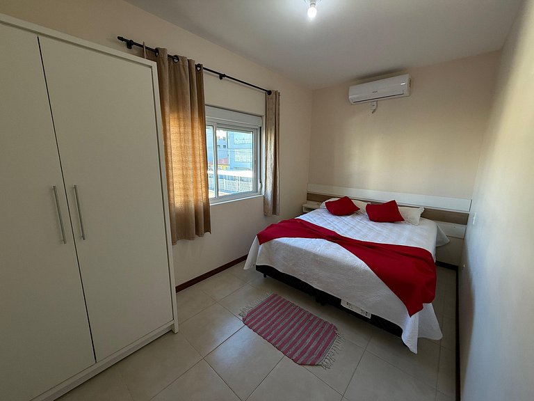 Cód 180- Apartamento aconchegante á 70m do mar