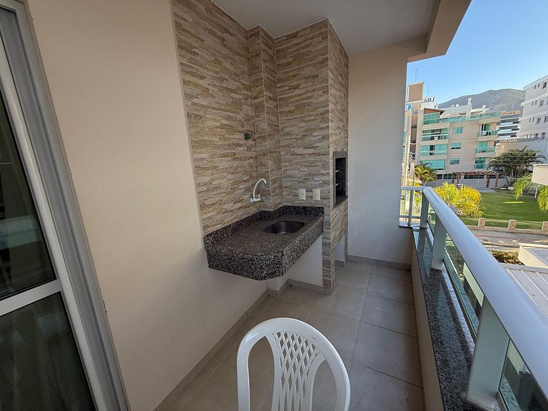 Cód 182 - Apartamento bem localizado á 70m do mar