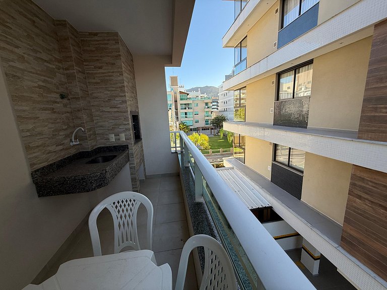 Cód 182 - Apartamento bem localizado á 70m do mar