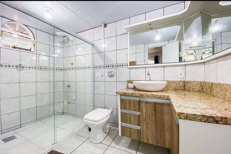 cód 164 - Casa de Praia com Piscina