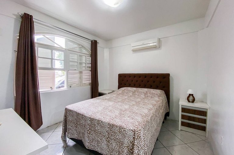 cód 164 - Casa de Praia com Piscina