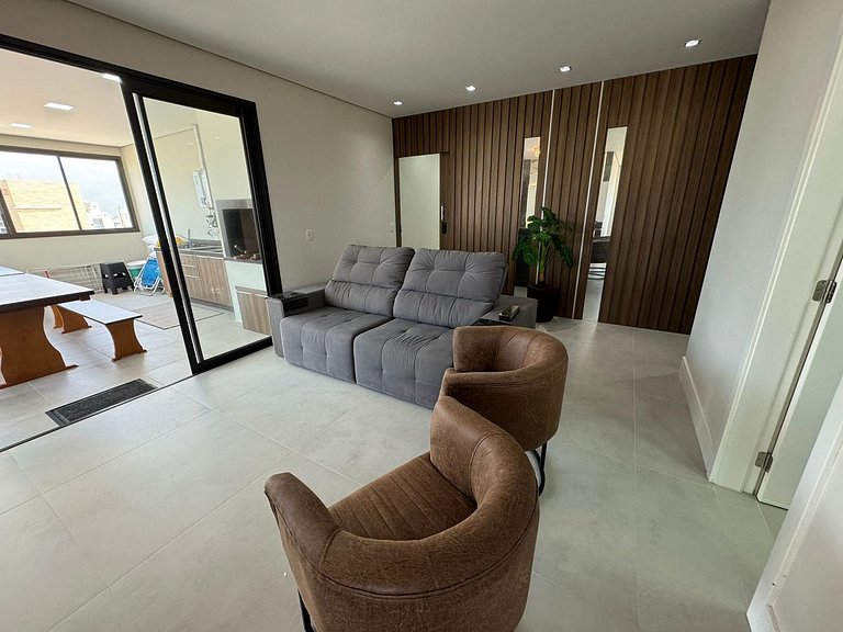 Cód 83 - Cobertura com jacuzzi