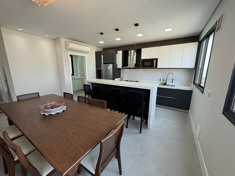 Cód 83 - Cobertura com jacuzzi