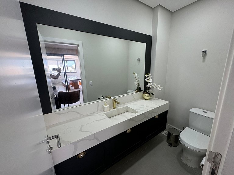 Cód 83 - Cobertura com jacuzzi