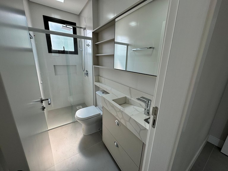 Cód 83 - Cobertura com jacuzzi