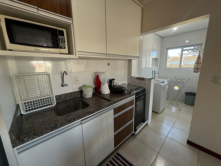 Cód 178- Apartamento aconchegante á 70m do mar.