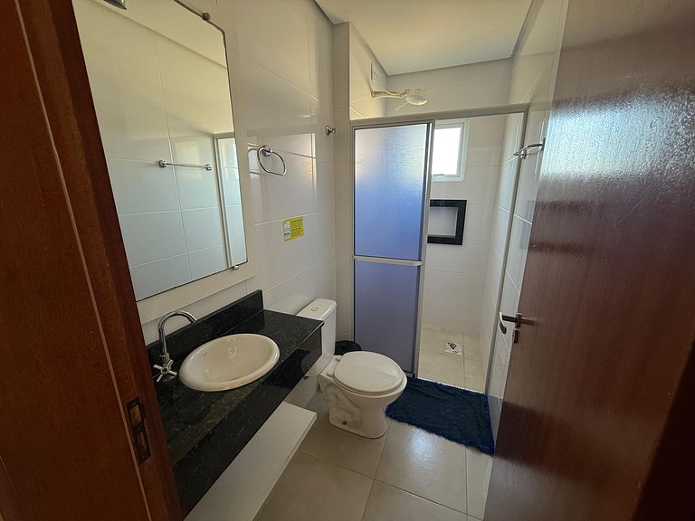 Cód 178- Apartamento aconchegante á 70m do mar.