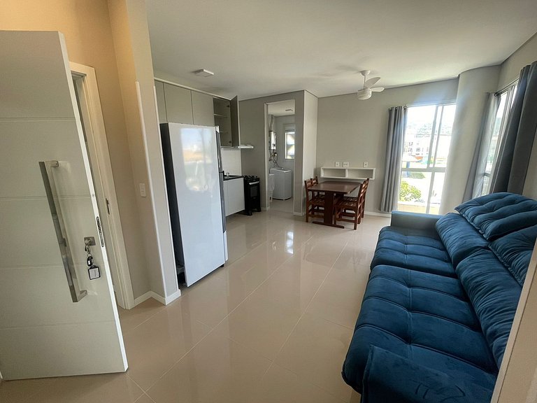 Cód 176- Apartamento duas suítes com piscina