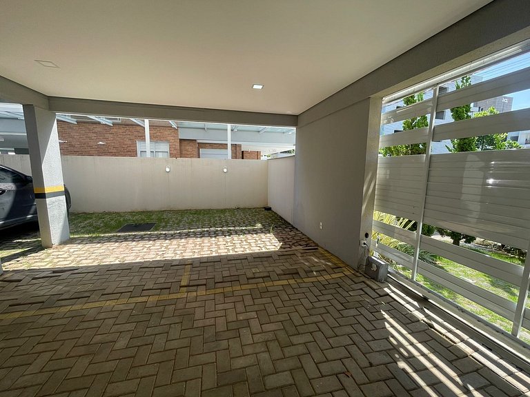 Cód 176- Apartamento duas suítes com piscina