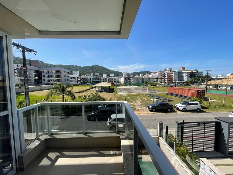 Cód 176- Apartamento duas suítes com piscina