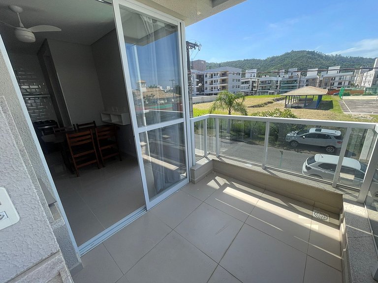 Cód 176- Apartamento duas suítes com piscina