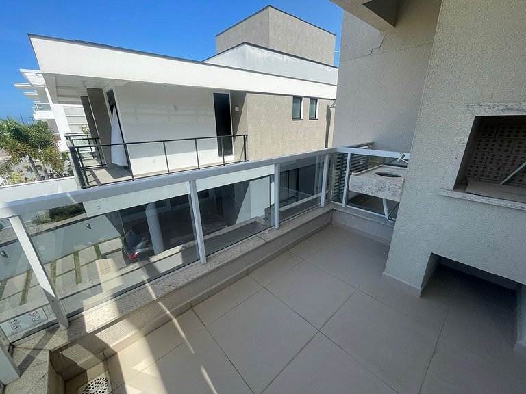 Cód 176- Apartamento duas suítes com piscina