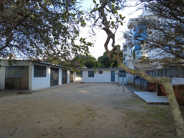 Cód 109- Casa simples e antiga á 80m do mar