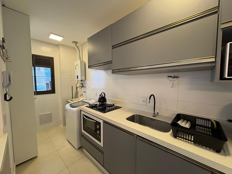 Cód 106 - Apartamento com piscina aquecida