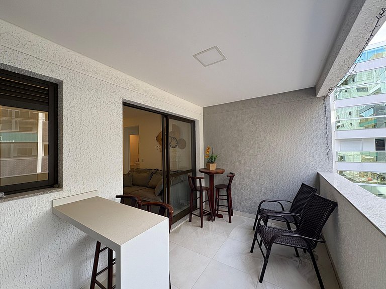 Cód 106 - Apartamento com piscina aquecida