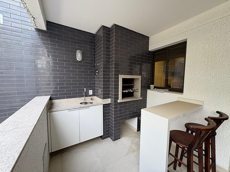 Cód 106 - Apartamento com piscina aquecida