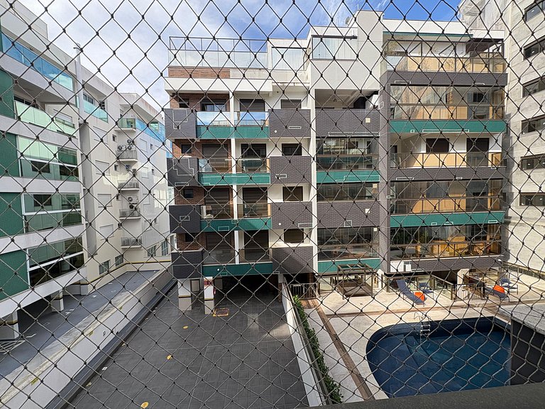 Cód 106 - Apartamento com piscina aquecida