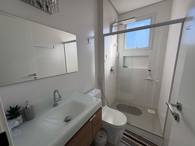 Cód 69 - Apto com 3 dorm no Millenium Palmas