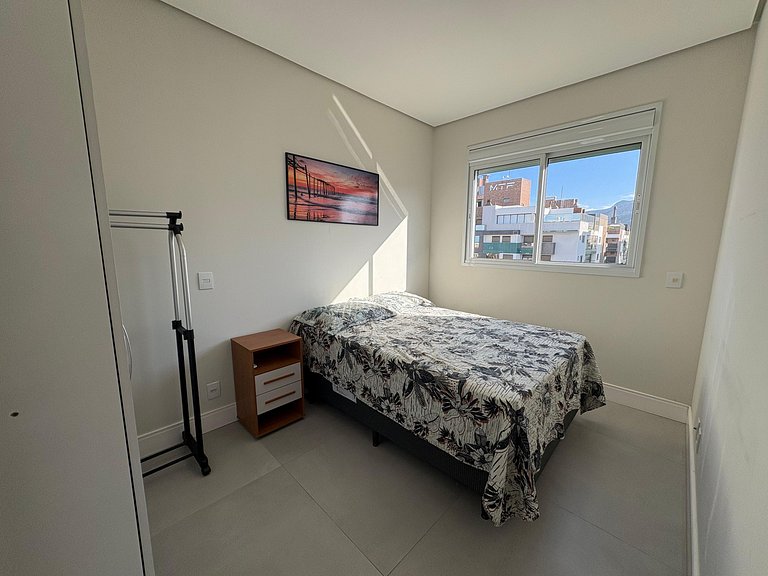 Cód 69 - Apto com 3 dorm no Millenium Palmas