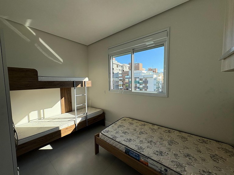 Cód 69 - Apto com 3 dorm no Millenium Palmas