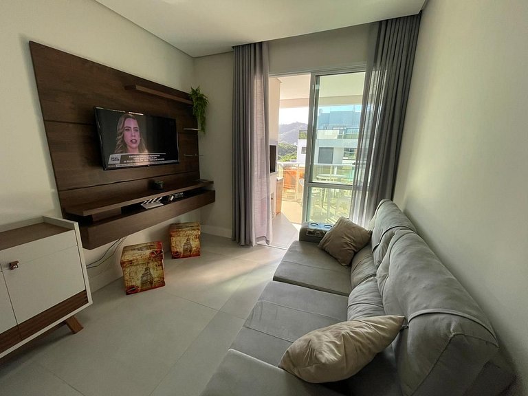 Cód 69 - Apto com 3 dorm no Millenium Palmas