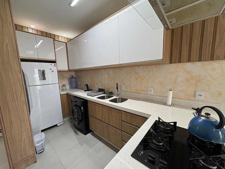 Cód 69 - Apto com 3 dorm no Millenium Palmas