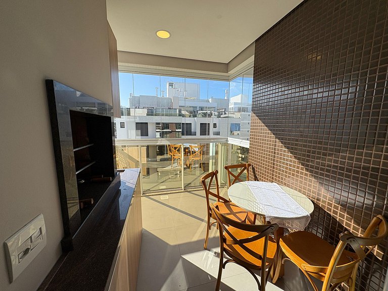 Cód 69 - Apto com 3 dorm no Millenium Palmas