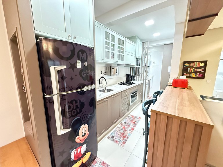 Cód 110 - Apartamento espetacular à 280m do mar