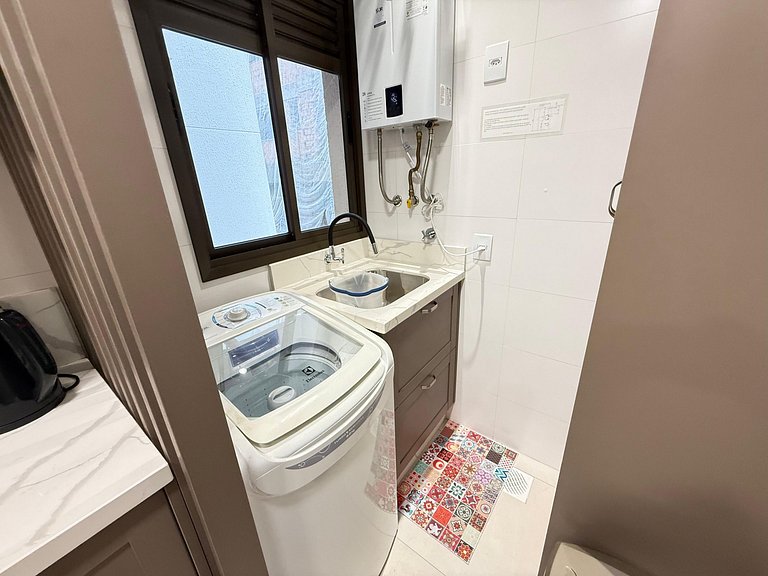 Cód 110 - Apartamento espetacular à 280m do mar