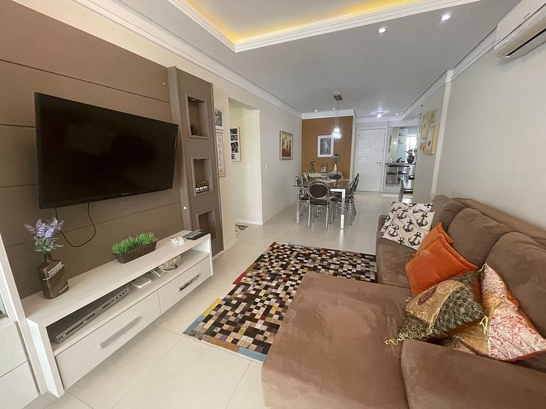 Cód 53 - Apartamento amplo com 2 suítes