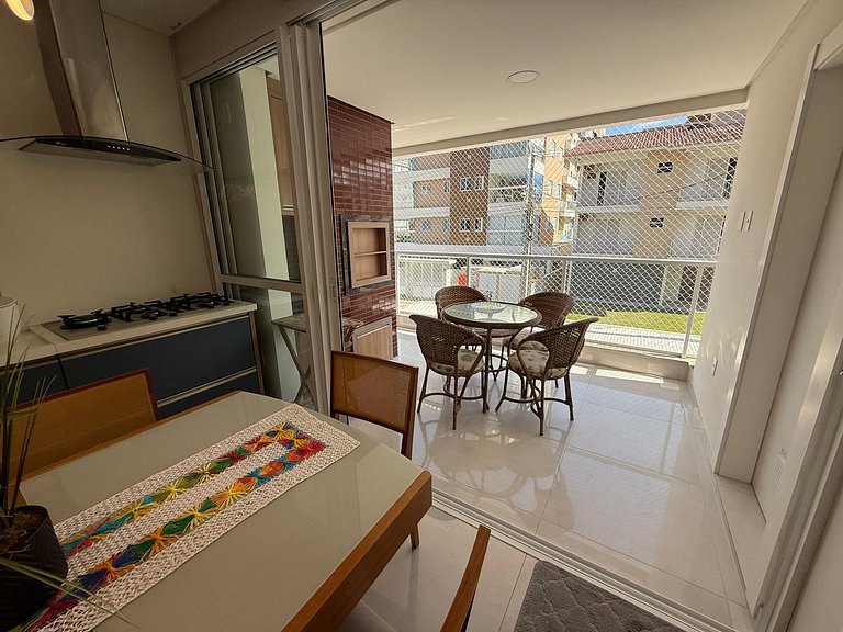 Cód 189 - Apartamento completo à 100 m da praia