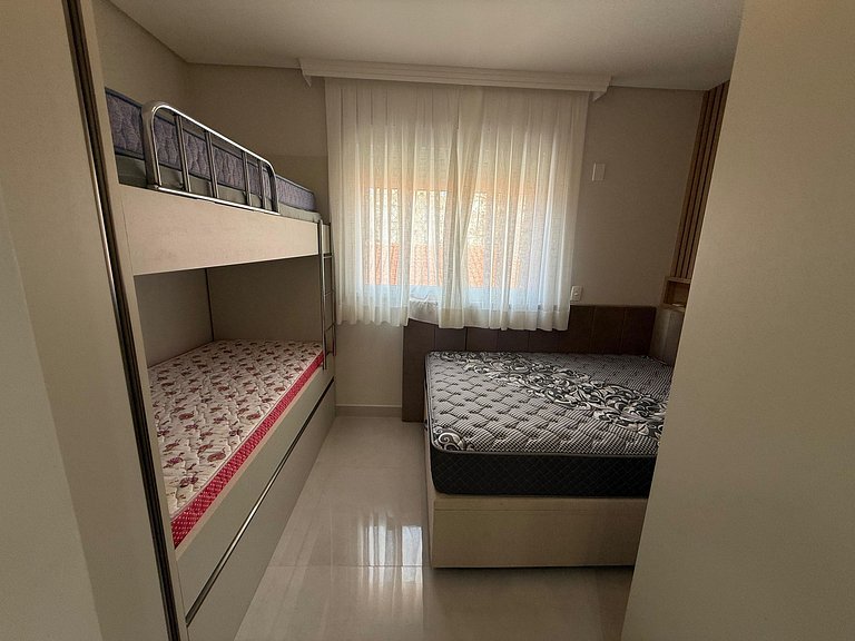 Cód 189 - Apartamento completo à 100 m da praia