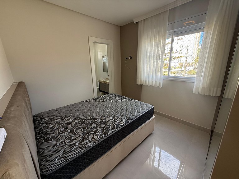 Cód 189 - Apartamento completo à 100 m da praia