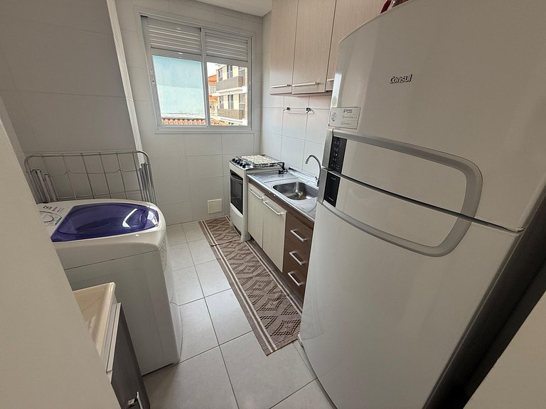 Cód 73 - Apto no Brisa do Arvoredo a 80m do mar