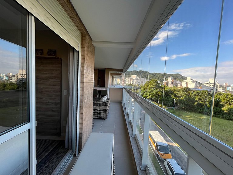 Cód 138- Apartamento com vista para o mar