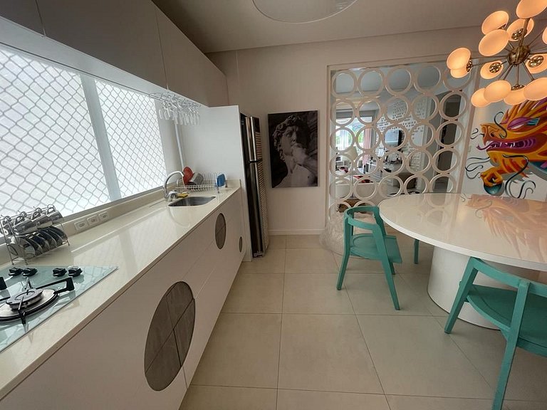 Cód 52 - Apartamento de 2 suítes com piscina