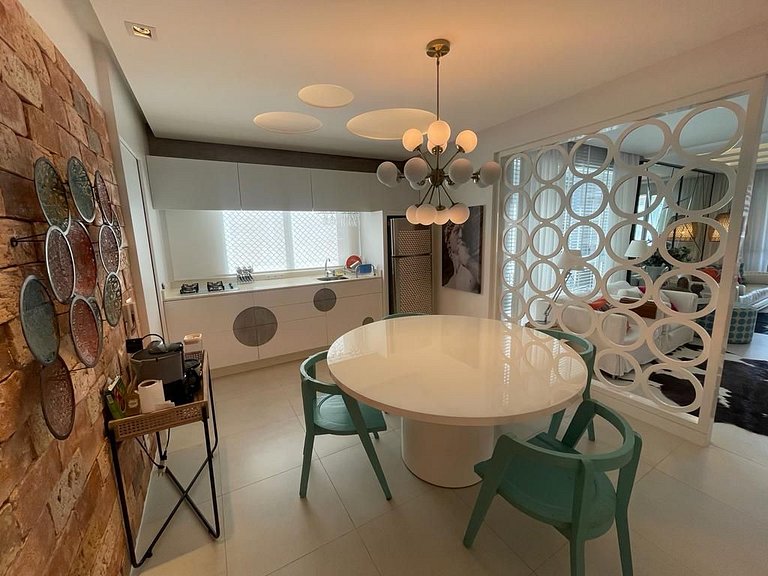 Cód 52 - Apartamento de 2 suítes com piscina