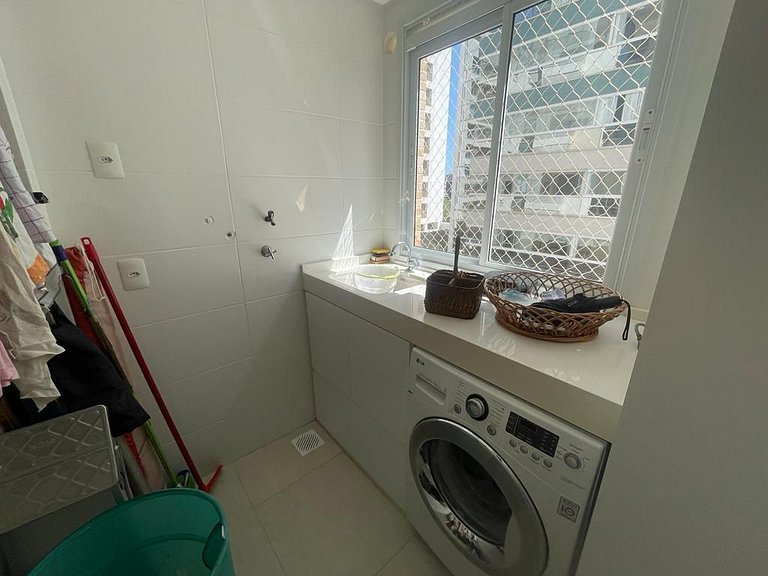 Cód 52 - Apartamento de 2 suítes com piscina