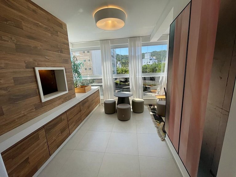 Cód 52 - Apartamento de 2 suítes com piscina