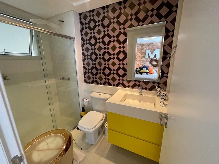 Cód 52 - Apartamento de 2 suítes com piscina