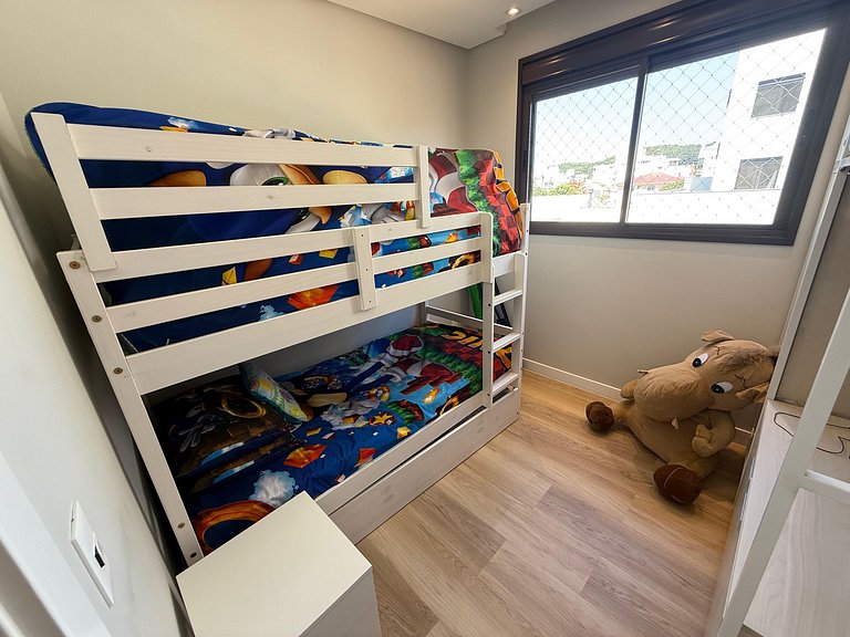 Cód 123 - Belo apartamento 3 quartos perto do mar