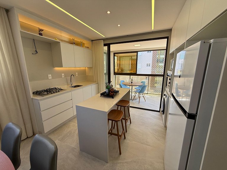 Cód 123 - Belo apartamento 3 quartos perto do mar