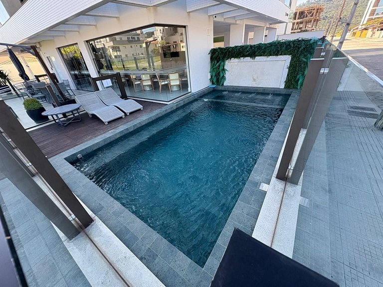 Cód 83 - Cobertura com jacuzzi